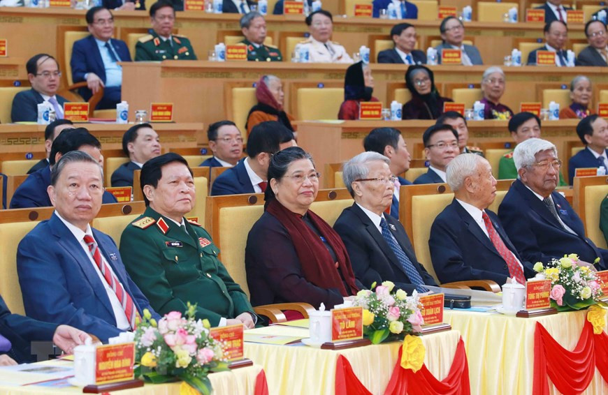 Lãnh đạo Đảng, Nhà nước, Quốc hội dự Đại hội Đảng bộ tỉnh Hưng Yên, ngày 25/10 Ảnh: TTXVN