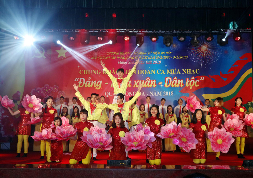 Hoạt động văn nghệ quần chúng tại NVH