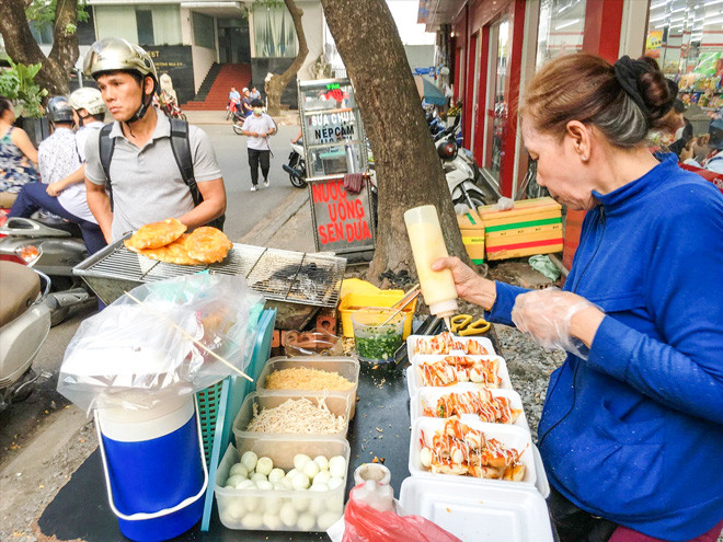 Người bán hàng trên vỉa hè, quán cóc bị liệt vào tầm ngắm thu thuế