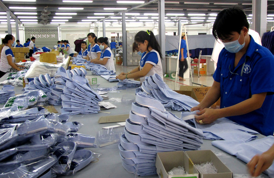 Xưởng sản xuất của doanh nghiệp may mặc xuất khẩu Ảnh: hồng vĩnh