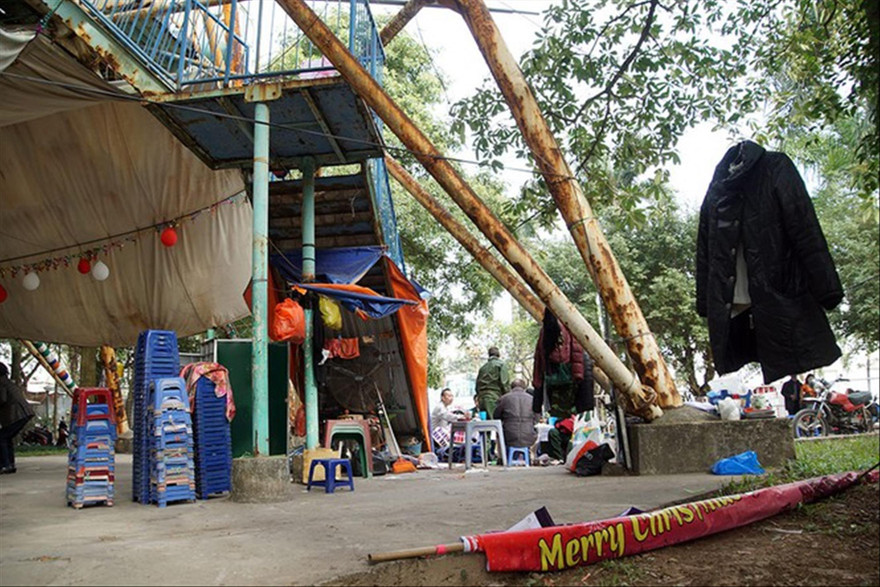 Công viên Tuổi Trẻ hoang tàn. Ảnh: Mạnh Thắng