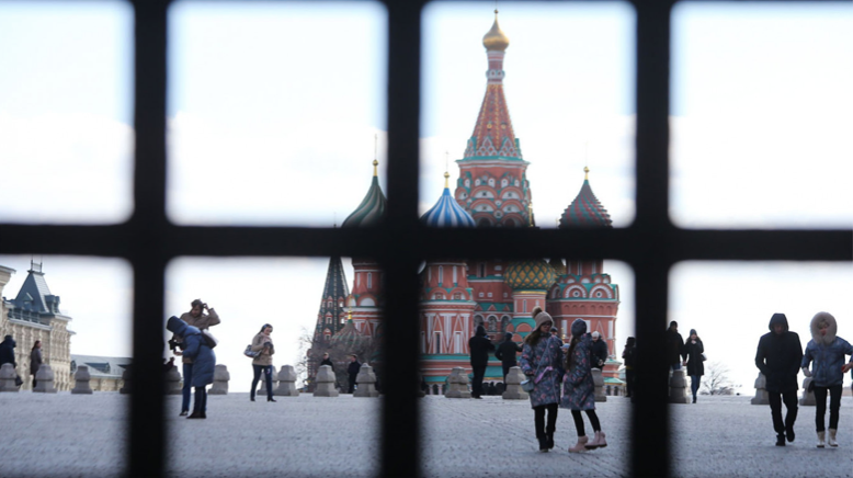 Người dân Mátxcơva sẽ phải xin phép mới được ra khỏi nhà trong thời gian phong tỏa. Ảnh: Moscow Times 