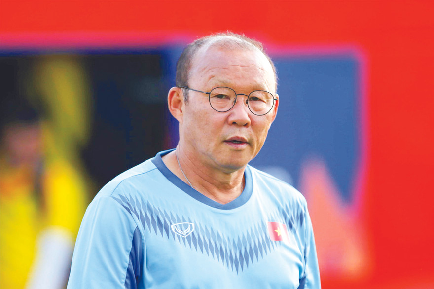 HLV Park Hang Seo tin rằng U23 Việt Nam sẽ vượt qua sức ép để có kết quả tốt ở trận đầu ra quân ảnh: HỮU PHẠM 