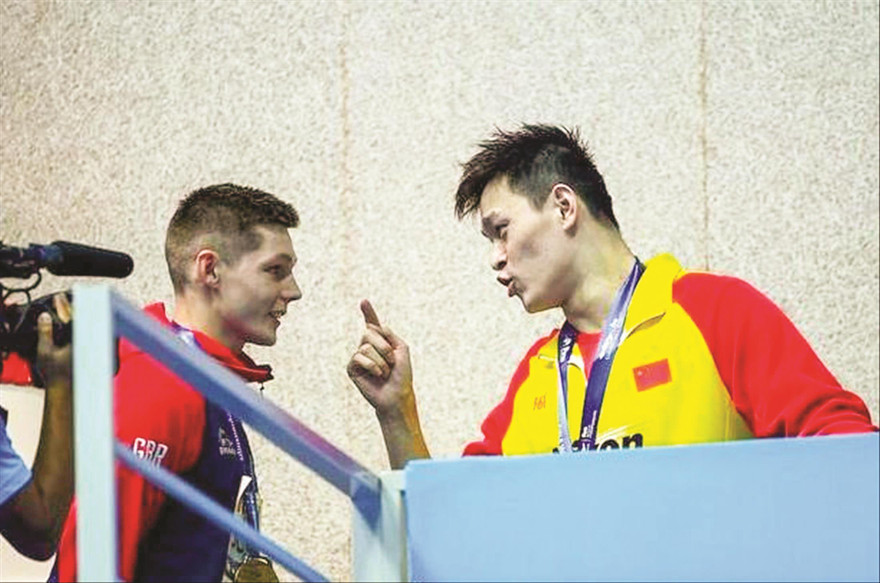 Sun Yang chặn đường Scott “dằn mặt”