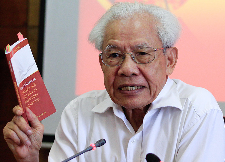 Giáo sư Hồ Ngọc Đại