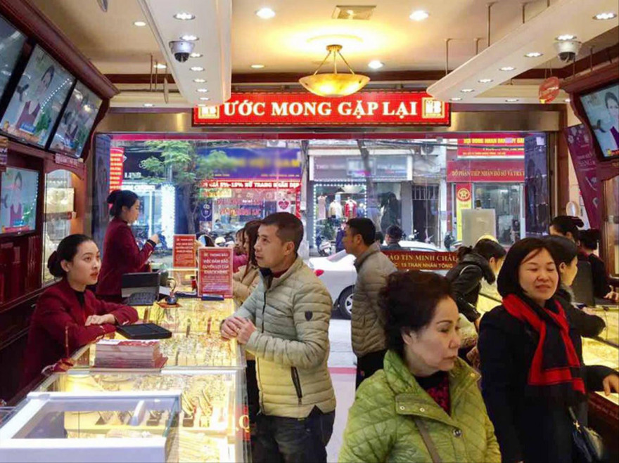 Giá vàng tăng cao nhưng tiềm ẩn nhiều rủi ro 