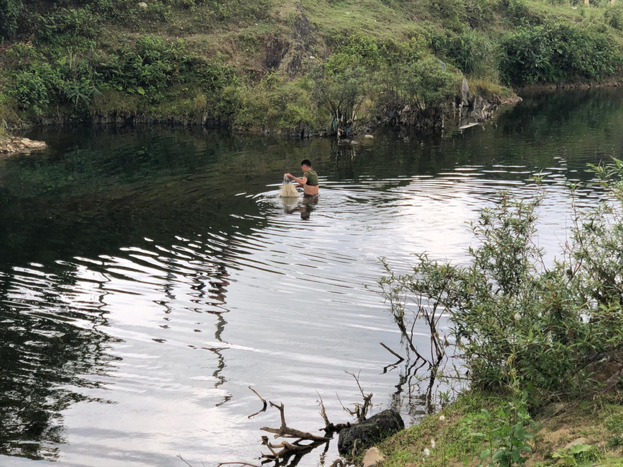 Lòng suối, nơi người dân Hóa Sơn phát hiện và vớt được hơn 6 tạ vàng