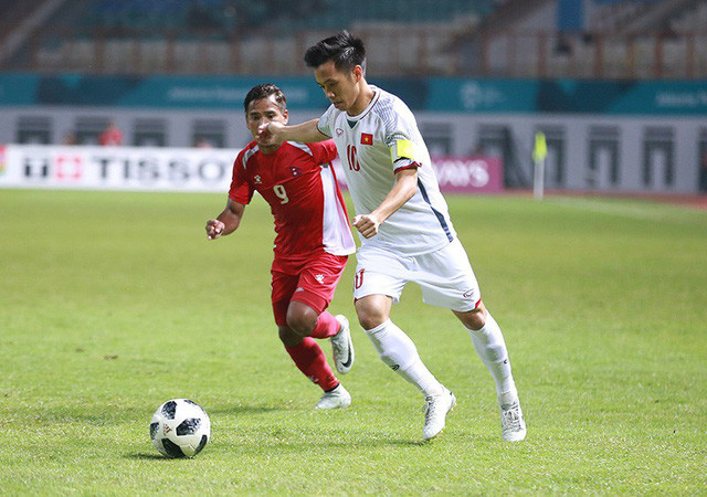 Tuyển thủ Olympic Việt Nam tặng 250 triệu đồng cho đội tuyển nữ