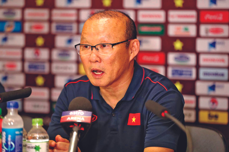 HLV Park Hang Seo hài lòng với màn trình diễn của các cầu thủ. Ảnh: NHƯ Ý 