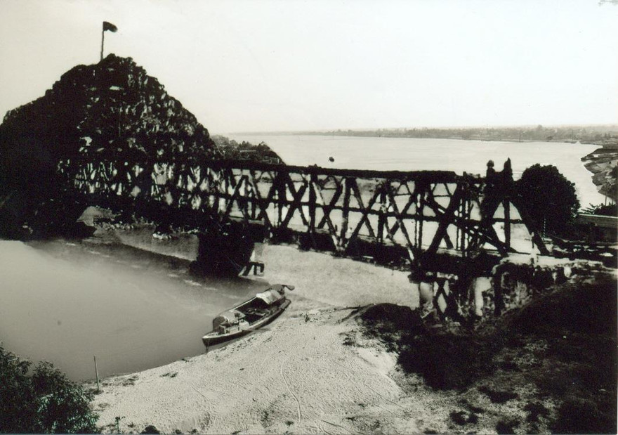 Cầu Hàm Rồng những năm chiến tranh ác liệt