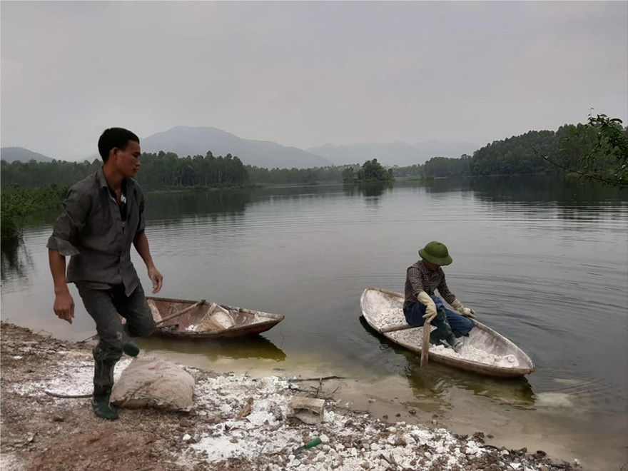 Nuôi gà gây ô nhiễm: Doanh nghiệp bị phạt kịch khung 