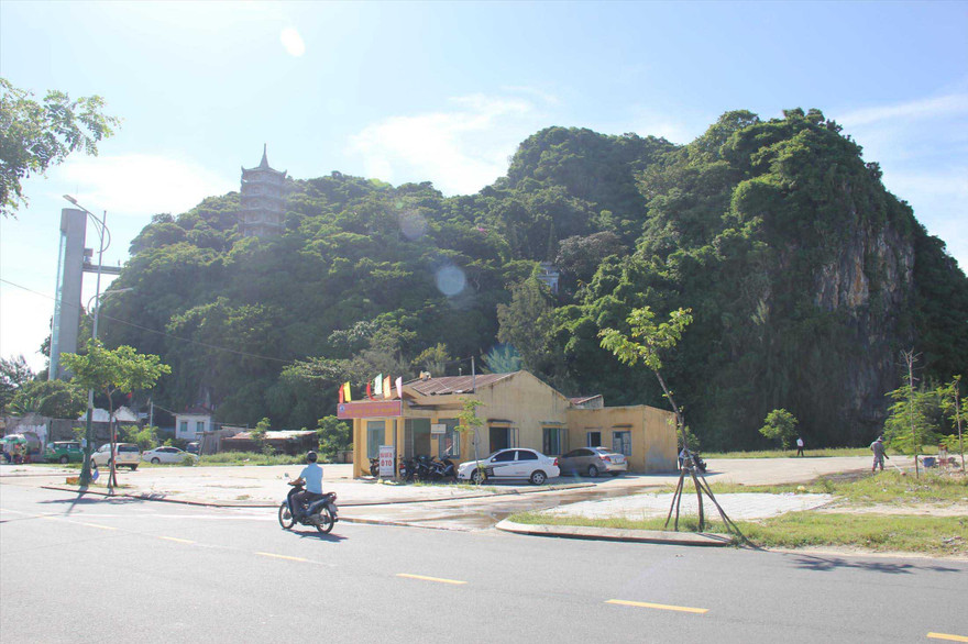 Một góc di tích cấp quốc gia đặc biệt Ngũ Hành Sơn. Ảnh: Ng. Thành