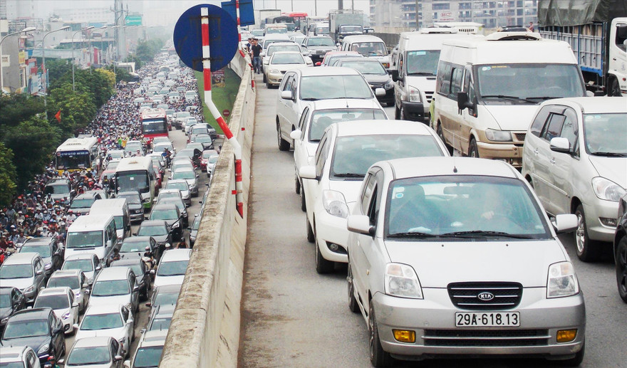 Đường Vành đai 3 Hà Nội được xác định là ranh giới để thu phí ô tô vào nội đô Hà Nội Ảnh: A.Trọng 