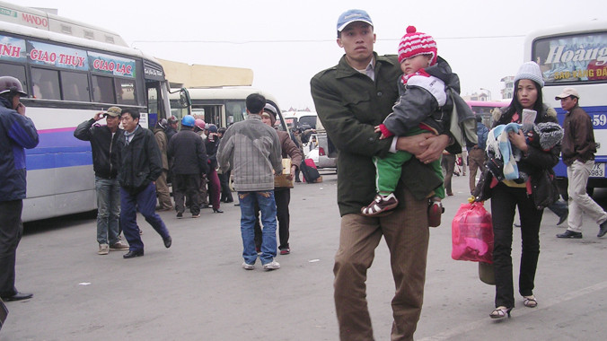 Liệu hành khách hy vọng được hưởng lợi từ việc nhà nước quản lý giá cước vận tải. Ảnh: Bảo An.