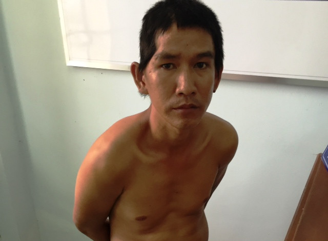 Hung thủ Thắng tại cơ quan điều tra.