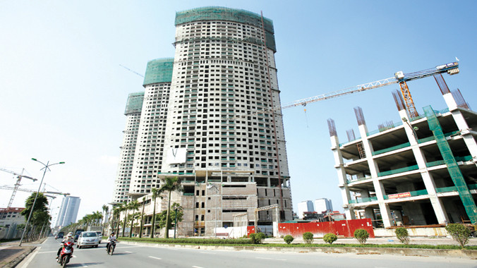 Khu chung cư Văn Phú - Hà Đông - Hà Nội vẫn đang trong quá trình xây dựng dang dở. Ảnh: Ngọc Châu.