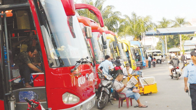 Vẫn còn trên 100 DN vận tải chưa giảm giá cước.