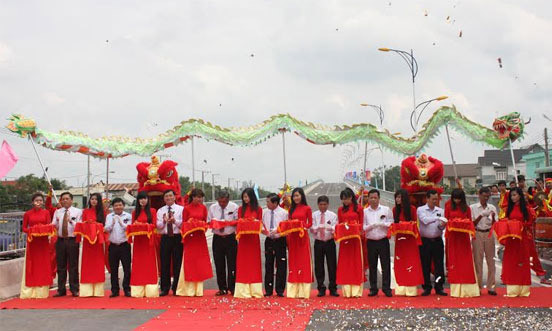 Khánh thành cầu ông Cộ. Ảnh: Công an Nhân dân. 