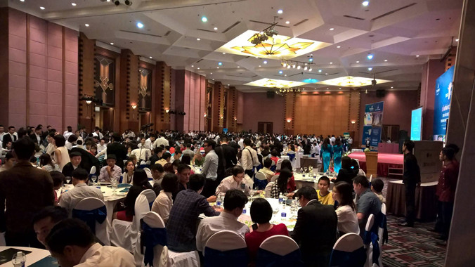 Lễ mở bán căn hộ Times City Park Hill diễn ra tại KS Melia thu hút rất nhiều khách hàng. Ảnh: Ngọc Hà.