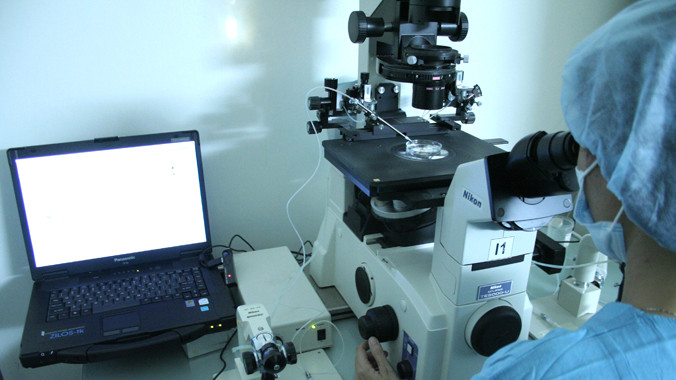 Thiết bị y tế điện tử được trang bị trong Bệnh viện Bạch Mai - Hà Nội. Ảnh: Ngọc Châu.