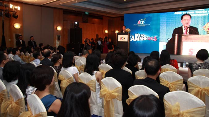 Ông Trần Văn Úy - TGĐ SCTV công bố hàng loạt đổi mới trong họp báo “SCTV - Kết Nối Tầm Nhìn 2015” ngày 6/1/2015.