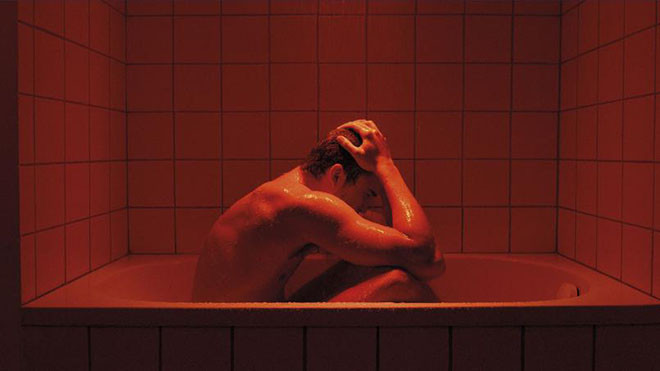 Khán giả Pháp coi việc dán nhãn 18+ cho phim “Love” là hành động “thảm hại”.