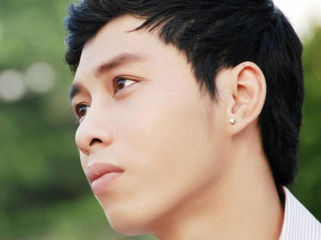 Diễn viên Hoàng Bá Sơn qua đời sau đột quỵ, hôn mê sâu.