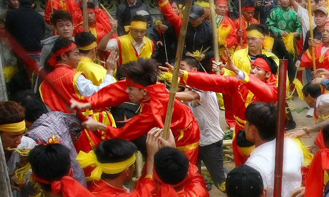 'Xô xát' tại Hội Gióng chưa đến mức xử lý về pháp luật