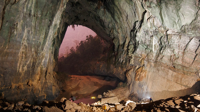 Hang Én được xem là anh em sinh đôi với hang Sơn Đoòng.