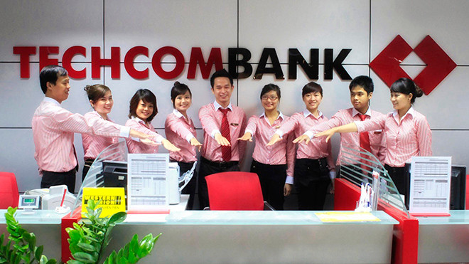 Techcombank 6 tháng lãi 1.032 tỷ đồng 