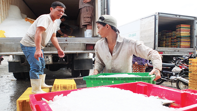 Quá nhiều thủ tục kiểm tra chuyên ngành cản trở doanh nghiệp phát triển. Ảnh: Đức Huy.