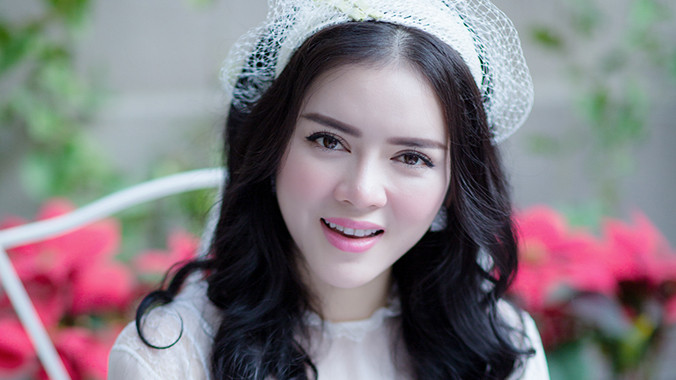 Lý Nhã Kỳ: Tắm cho chó cũng ồn ào