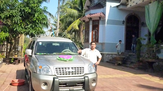 Với khối tài sản hiện có, anh Trần Kim Trung khiến không ít bạn trẻ nể phục. Ảnh: Hoài Văn.