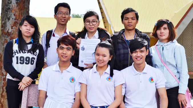 Nhóm sinh viên Đại học Tây Nguyên vừa hiến máu tại Bệnh viện Đa khoa tỉnh.