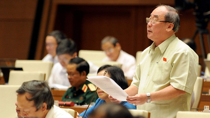 Đại biểu Trần Ngọc Vinh (Hải Phòng) phát biểu. Ảnh: Như Ý.