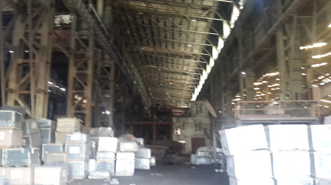 Nhà máy thép (thuộc Tập đoàn thép Vạn Lợi) còn nợ 90 tỷ đồng ngân hàng nay đã đóng cửa trở thành nợ xấu. Ảnh: K.H.