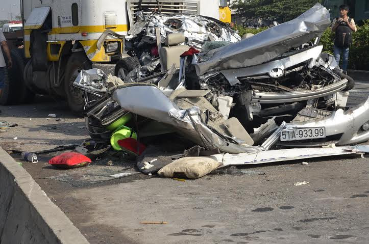 Hiện trường vụ tai nạn thảm khốc. Ảnh: VNN