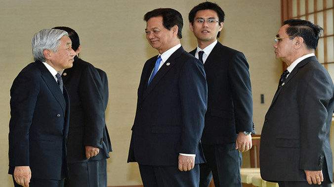 Thủ tướng Nguyễn Tấn Dũng hội kiến Nhật hoàng Akihito. Ảnh: Đức Tám.