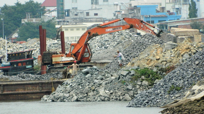 Tiếp tục yêu cầu dừng dự án lấn sông Đồng Nai