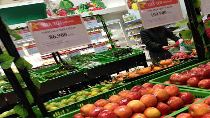 Táo Gala (Mỹ) bán ở Việt Nam được cho là nhập từ Washington, nơi táo không bị nhiễm khuẩn. Ảnh: Nguyễn Hà.