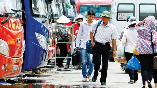 Bến xe Giáp Bát (Hà Nội) ngày lễ	Ảnh: Như Ý.