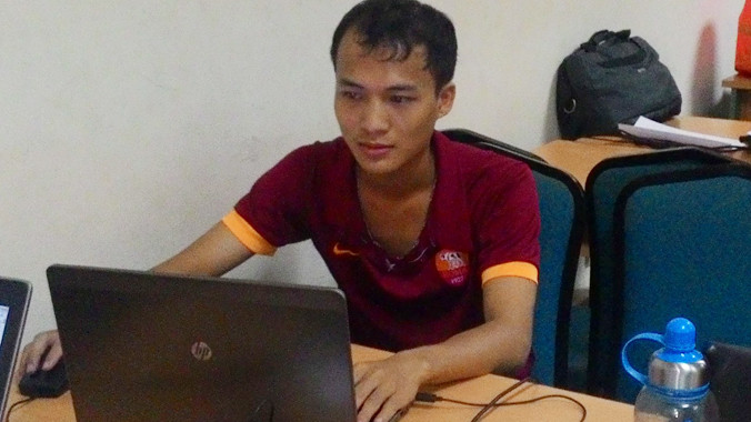 Nguyễn Mậu Dũng luôn đạt thành tích học tập xuất sắc dù gia cảnh khó khăn.