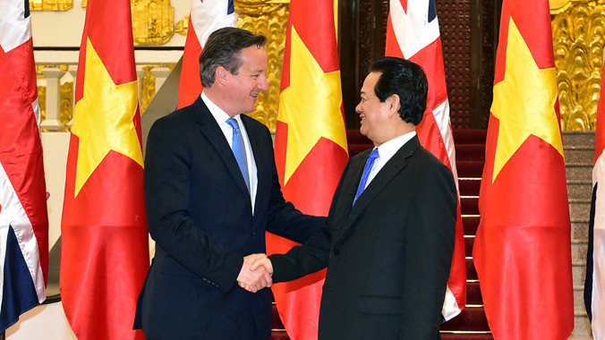 Thủ tướng Nguyễn Tấn Dũng và Thủ tướng Anh David Cameron hội đàm chiều 29/7 tại Hà Nội. Ảnh: Đoàn Bắc.