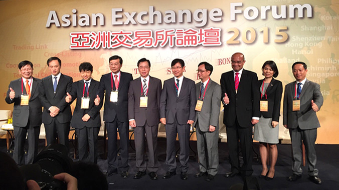 Đại diện 2 Sở Hose và HNX của Việt Nam cùng tham dự.