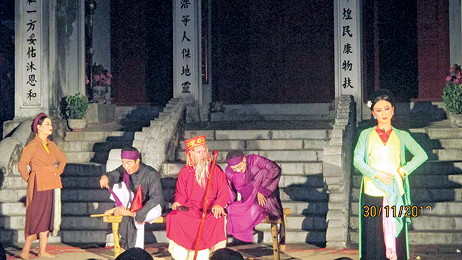 Chiếu chèo sân đình 2013 trở lại với chuỗi ba đêm tại Hà Nội.