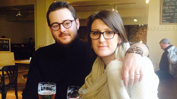 Cô gái không tử cung đã sinh đôi