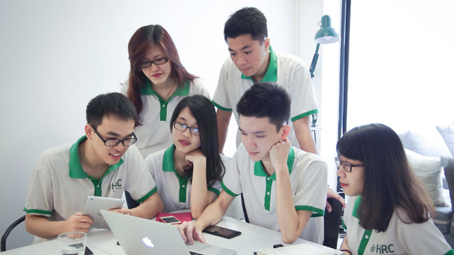 Siêu thị việc làm online, góp phần rút ngắn khoảng cách giữa sinh viên với doanh nghiệp.