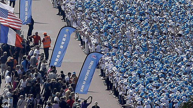 Tỷ phú Trung Quốc chơi bạo