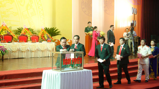 Đại hội bầu Ban Chấp hành khóa mới.