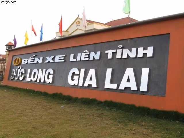Các nhà xe chạy tuyến Gia Lai - Sài Gòn đã thu trái quy định gần 500 triệu đồng.